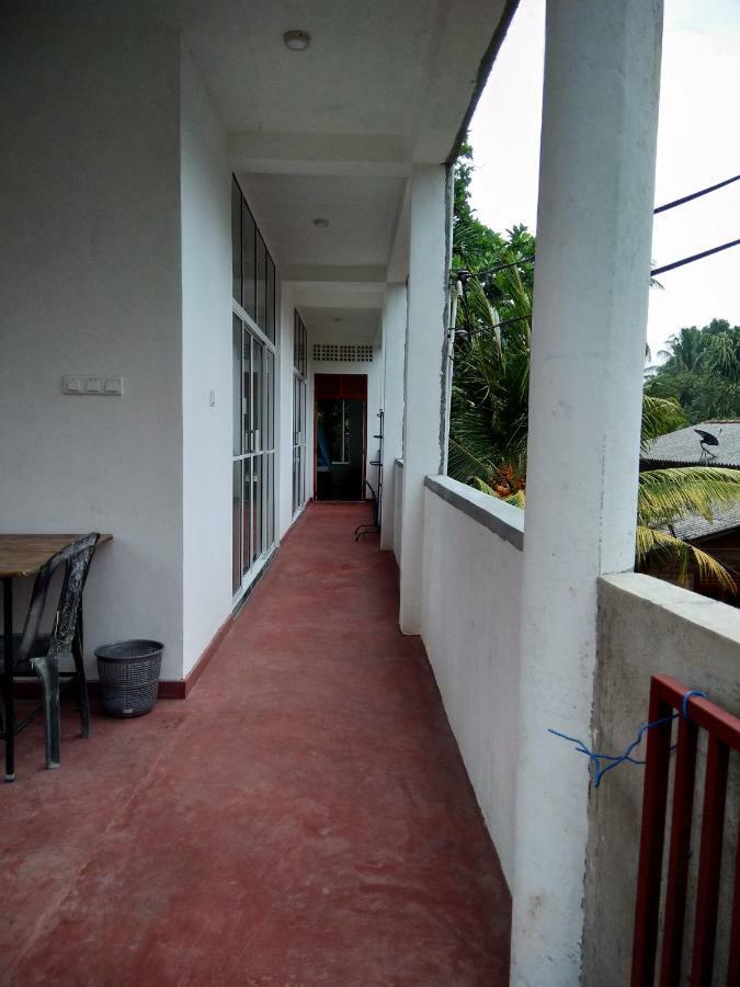 Mallika Resort Mirissa Exterior photo